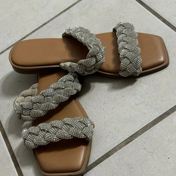 Sincerely Jules Women Silver Sparkle Rhinestone Slides Size 9. - Picture 6 of 7